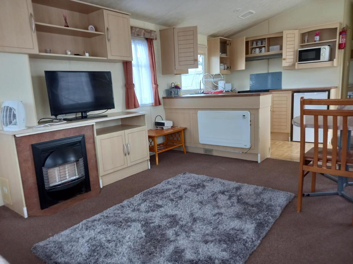 Holiday Home In Lyons Robin Hood Holiday Park Meliden Eksteriør billede