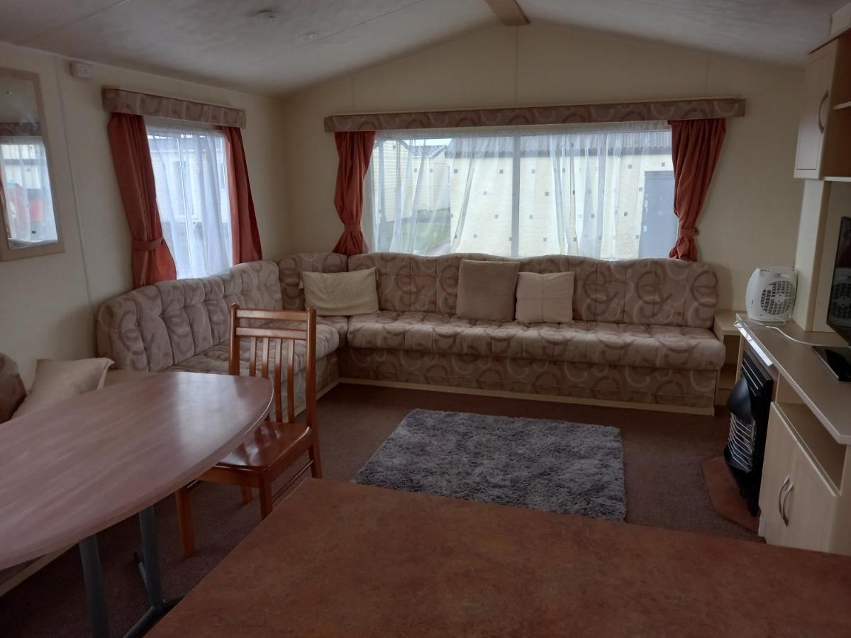 Holiday Home In Lyons Robin Hood Holiday Park Meliden Eksteriør billede