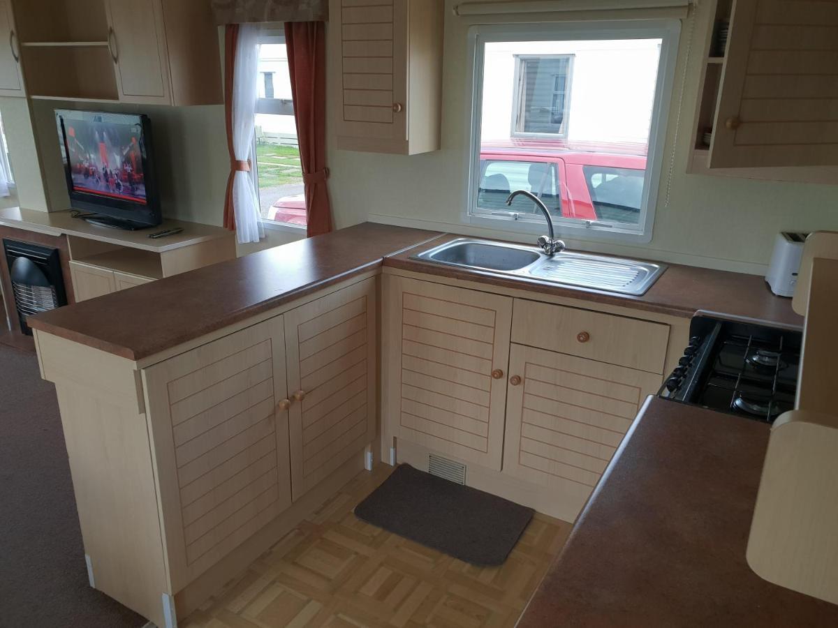 Holiday Home In Lyons Robin Hood Holiday Park Meliden Eksteriør billede